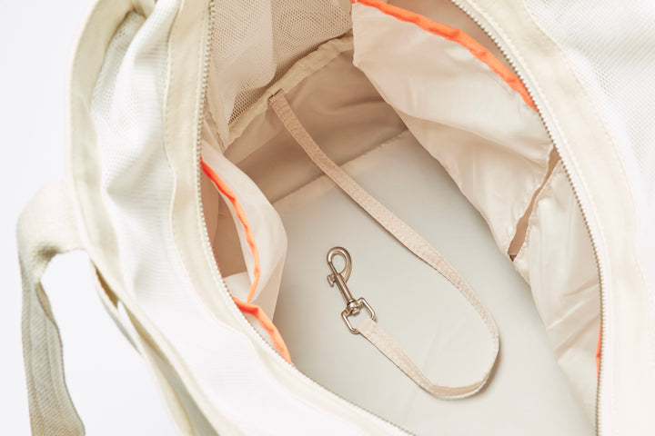 5F625349-C027-478F-9D35-