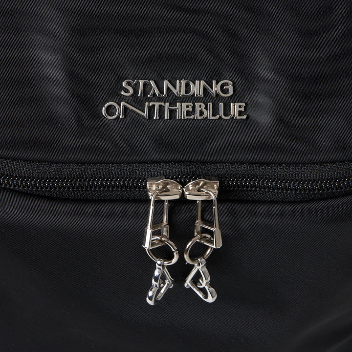 ペット キャリーバッグ リュック STANDING ON THE BLUE 新品 ペットブランド「STANDING ON THE BLUE」からバックパックが登場